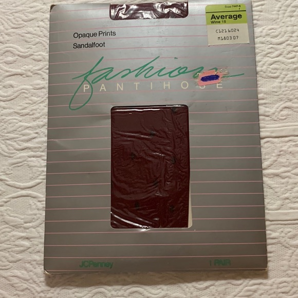 VINTAGE PANTYHOSE OPAQUE PRINTS-AVG-JC PENNEYS FASHION WINE-SANDALFOOT:::NEW - Picture 1 of 4